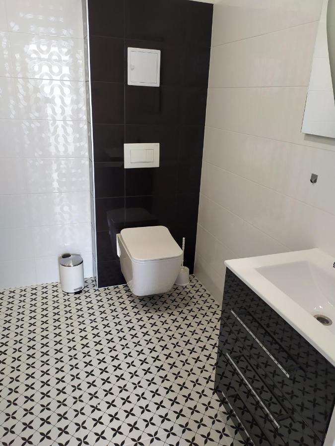 Apartman Till Galanta Extérieur photo