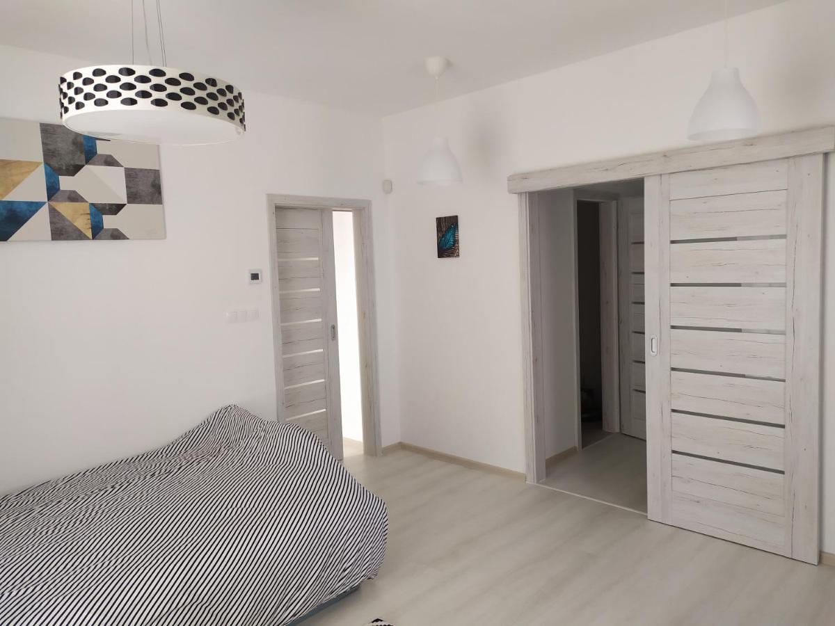 Apartman Till Galanta Extérieur photo