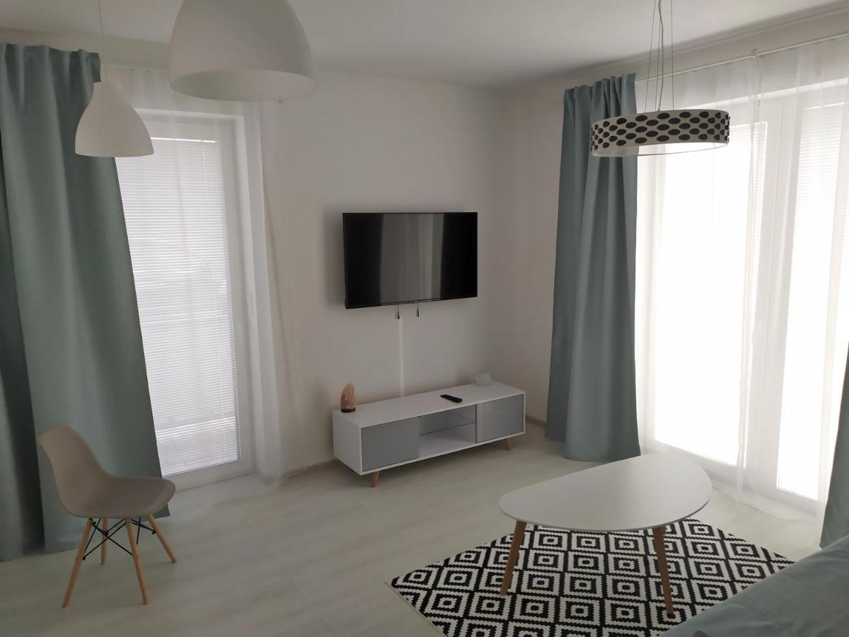 Apartman Till Galanta Extérieur photo