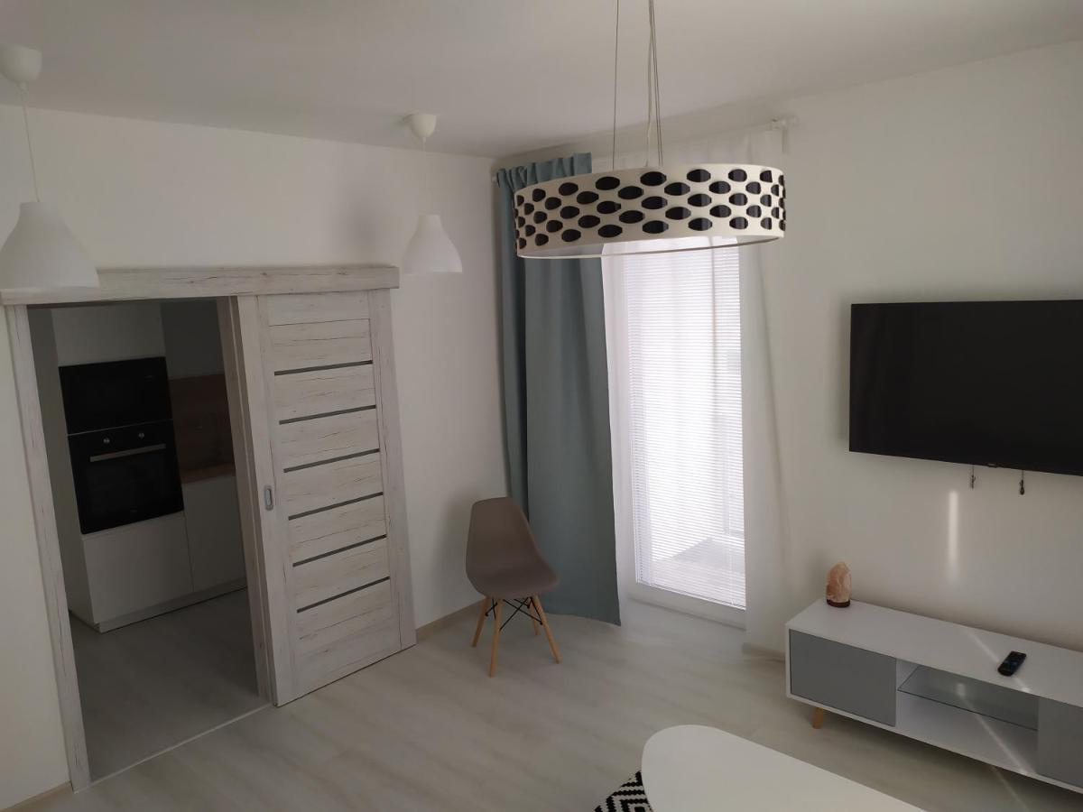Apartman Till Galanta Extérieur photo