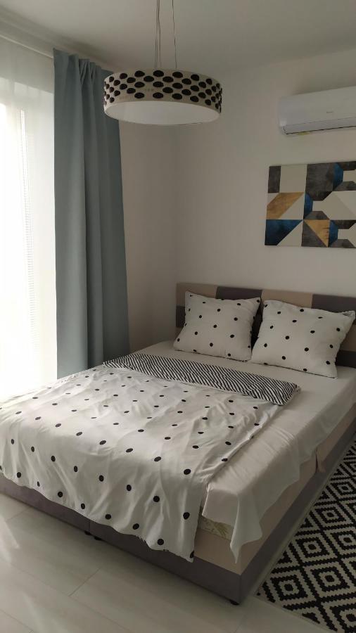 Apartman Till Galanta Extérieur photo